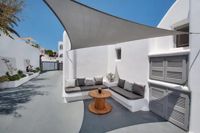 San Marino Suites