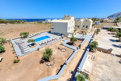 MONOLiTHIA Santorini