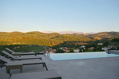 Villa Olive Valley