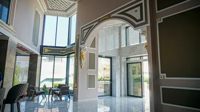 Agnes Deluxe Hotel