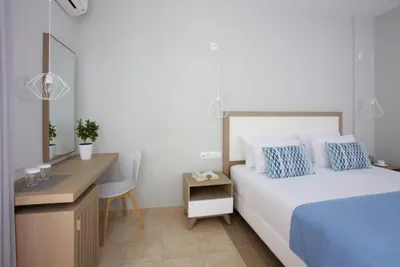 Paradise Hotel