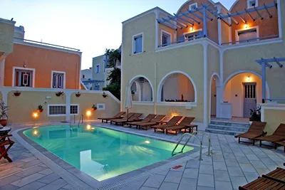 Sellada Apartments Santorini