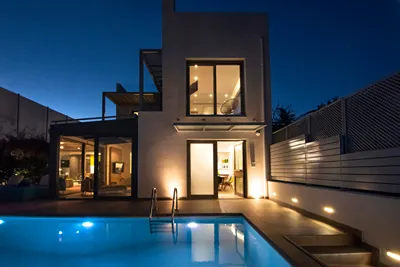 Stefano's Villa Lagonisi