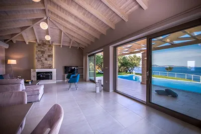 Avra Villa