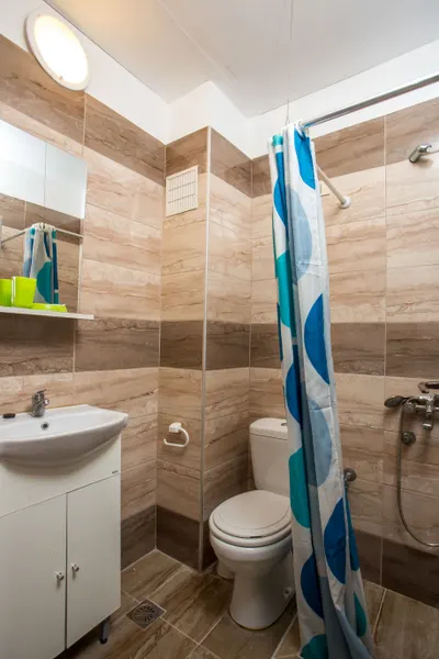 NIKOS BnB