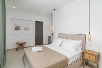 Aloni Suites Pollonia