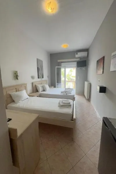 Ellas Hotel