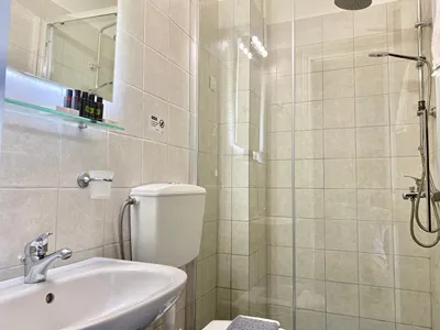Bruskos Hotel & Suites