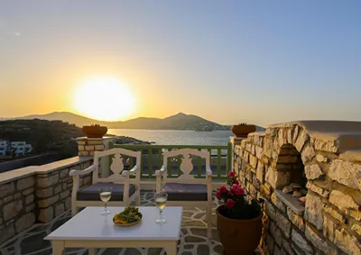 Villa Isabella Studios & Suites