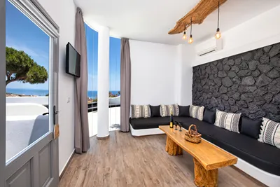 San Marino Suites