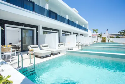 Vanik Suites
