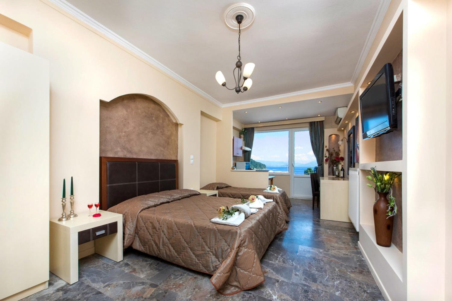 Pontikonissi Hotel