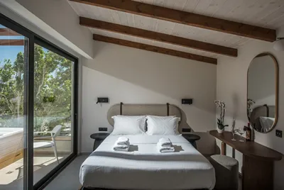 Vaya Suites