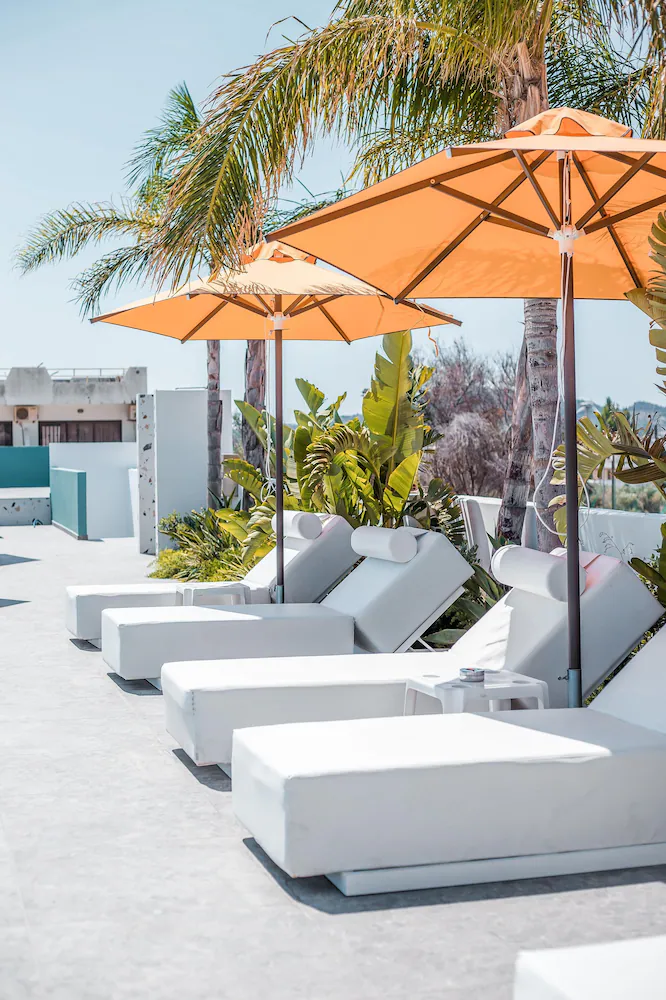 Mazoren Art Hotel