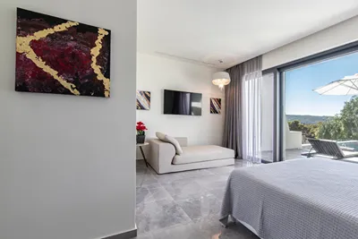 Ilios Villa