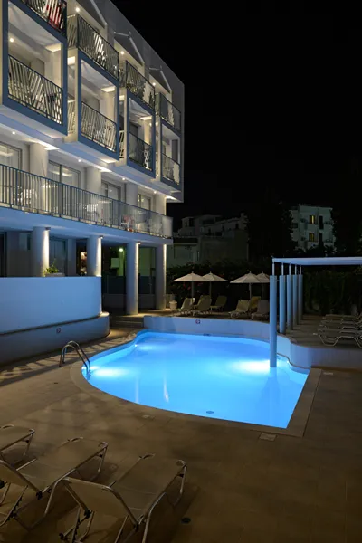 Alia Beach Hotel