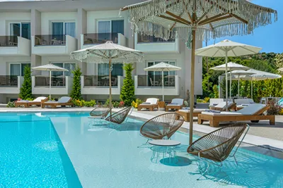 Mirablue Luxury Residences