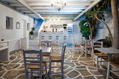 Iris Hotel Paros