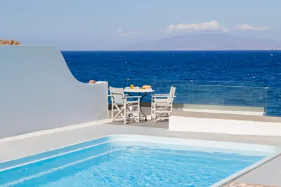 Vrachia Studios Santorini
