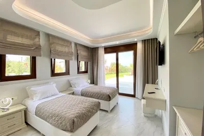 ANEMOLI LUXURY VILLA