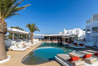 Andronikos Hotel