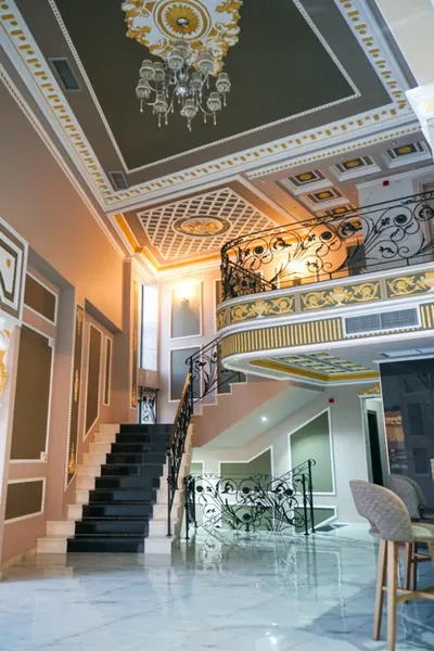 Agnes Deluxe Hotel