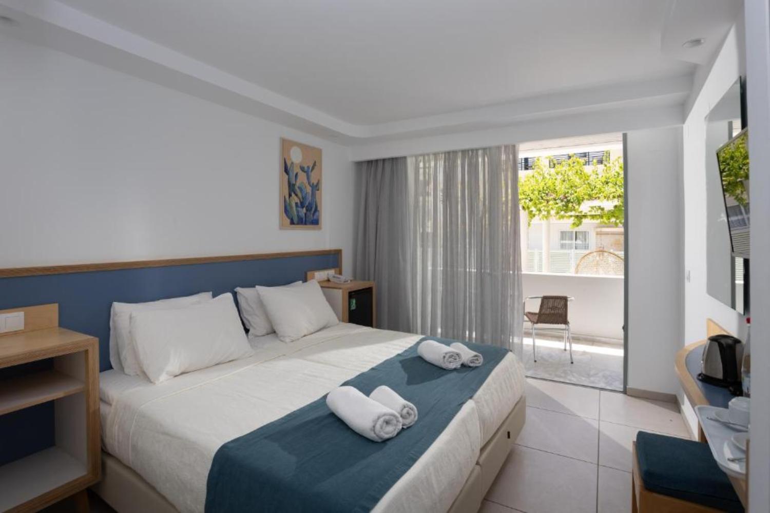 Alia Beach Hotel