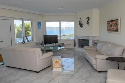 Golden View Villas