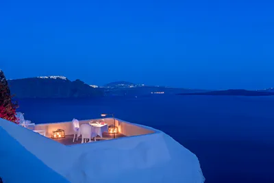 Canaves Oia Suites