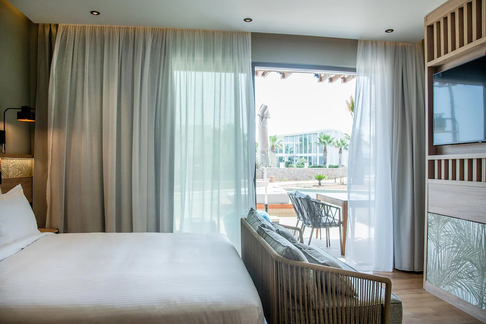 Senseana Sea Side Resort & Spa