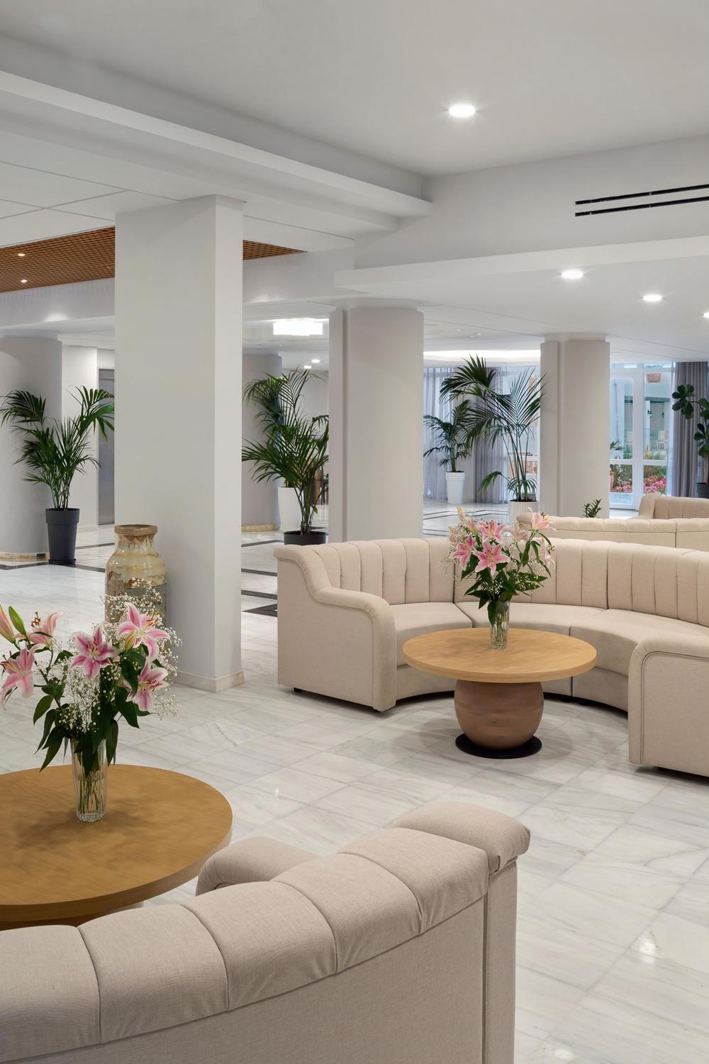 Creta Royal Hotel