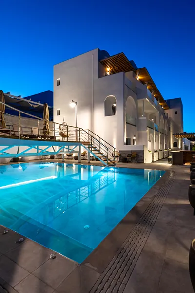 Deluxe Suites Santorini