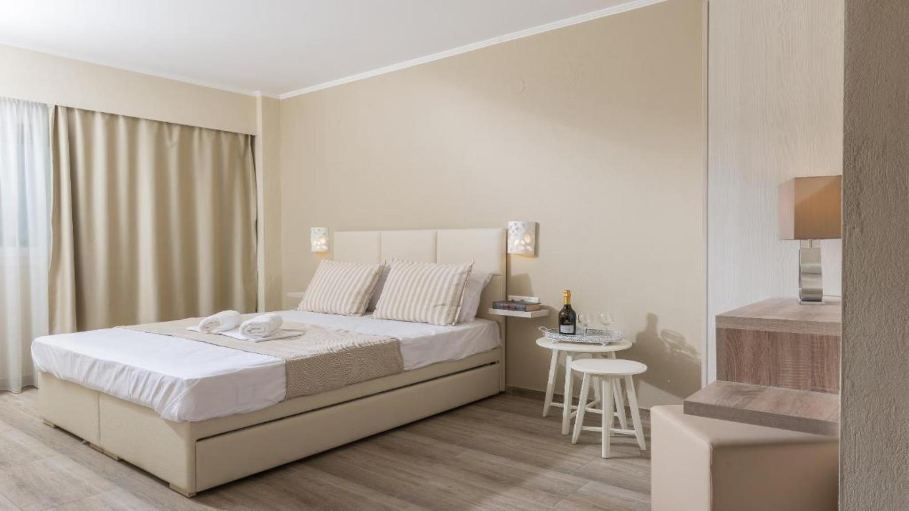 Ammos Seaside Luxury Hotel