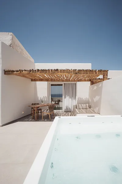 Armony Suites Milos