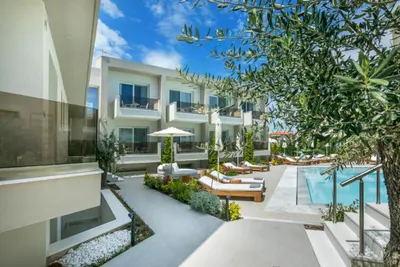 Mirablue Luxury Residences