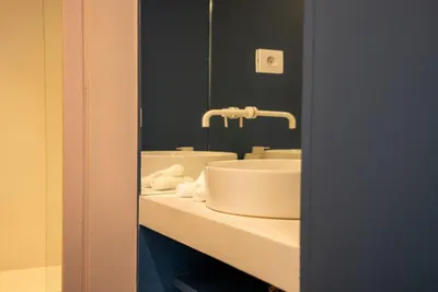Neo Suites