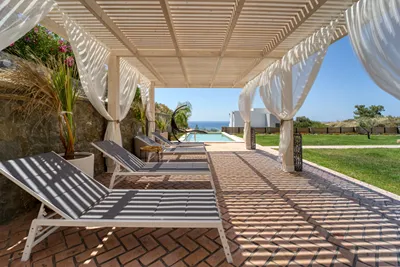 Heliophos Villas