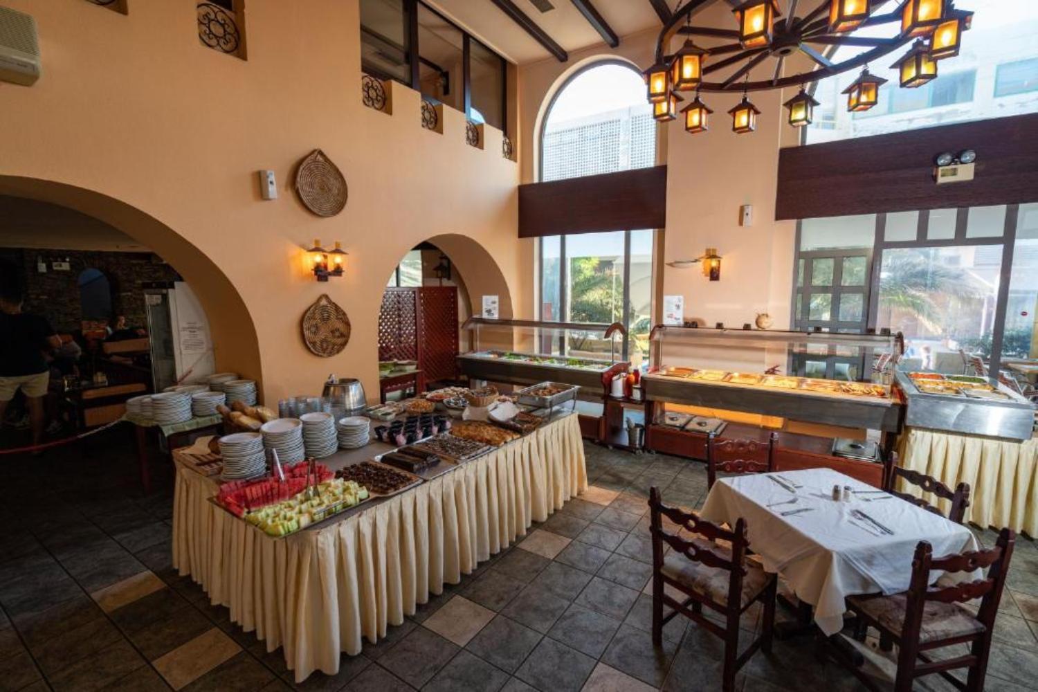 LEFKONIKO BEACH HOTEL