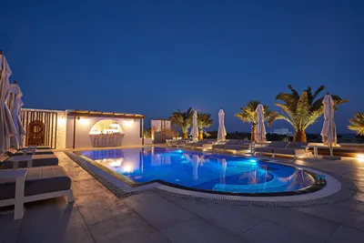 Petri Suites Santorini