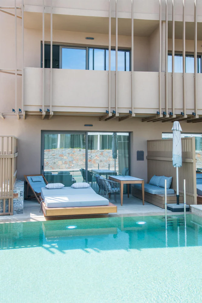 Senseana Sea Side Resort & Spa