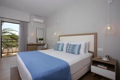 Paradise Hotel