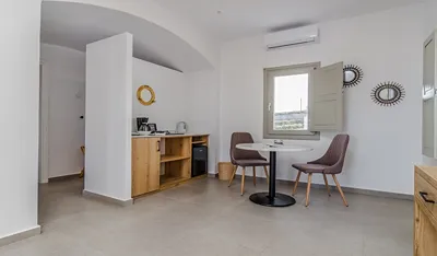 Symphony Suites Santorini