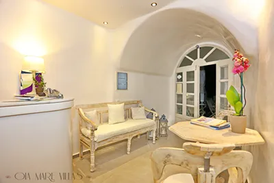 Oia Mare Villas