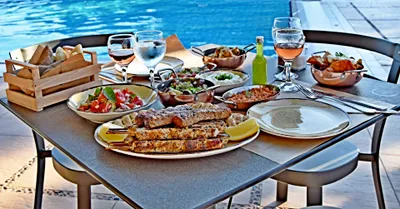 Comer Kinetta Beach