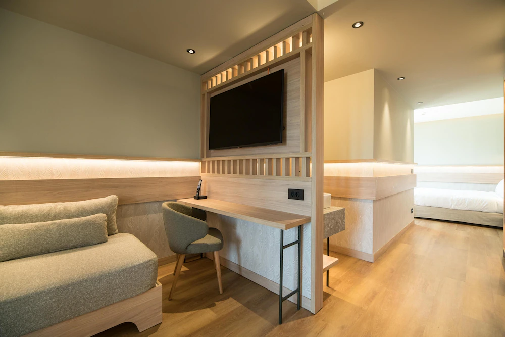 Senseana Sea Side Resort & Spa