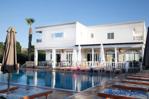 Zeus Hotel