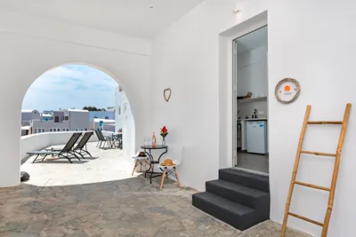 Thallos Cave House & Apartments