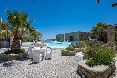 Myconian Theros Luxury Suites