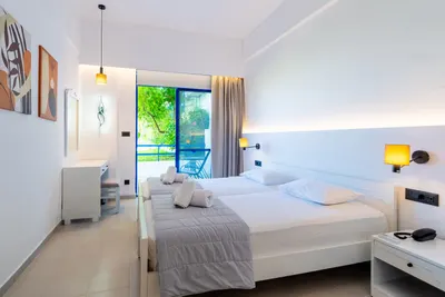DANAE HOTEL