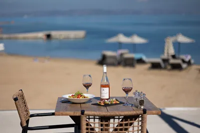 Oasis Beach Hotel